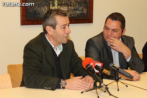  Pedro Marín Ayala será el pregonero de la Semana Santa 2013 y Francisco Miralles Lozano, el Nazareno de Honor