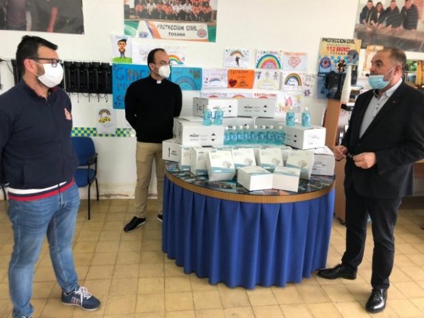 Donativo COVID-19  de 550 mascarillas FFP2 y 140 litros de gel hidroalcohólico