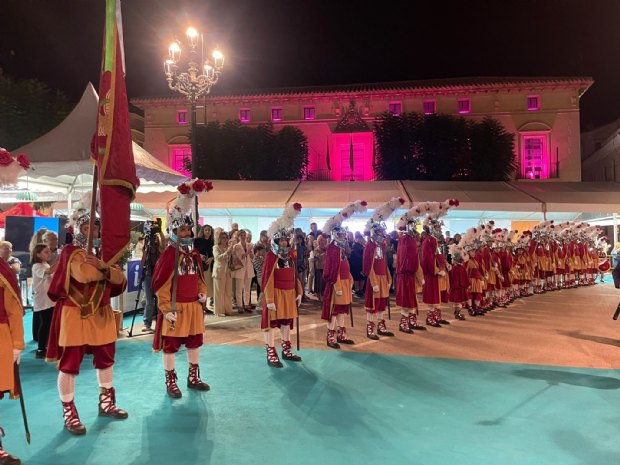Armaos en la feria RUEDA