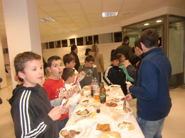 Visita de nuestra hermandad y cena con otros Armaos - 37