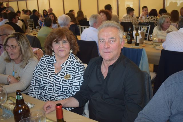 Comida hermandad - 112