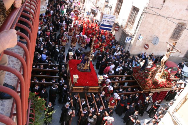 Encuentro con la Hermandad de Jesús en el Calvario. Viernes Santo medio día 2014 - 18
