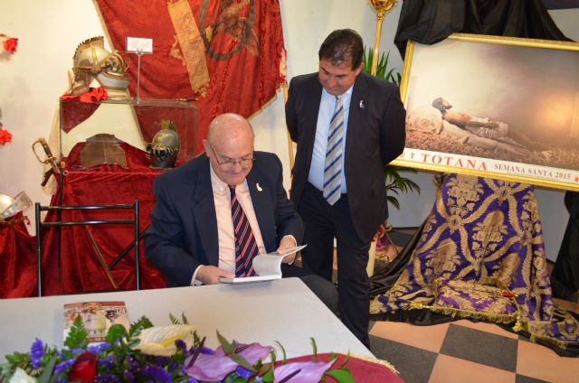 Inauguración de la exposicion, presentación del libro y visitas guiadas - 61